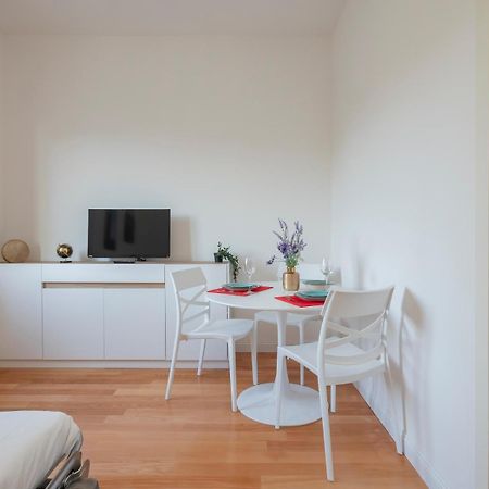 I Host Apartment - Gressoney 1 Milano Eksteriør bilde